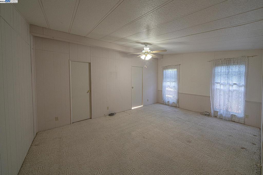 6105 Meiggs Court Property Photo 21