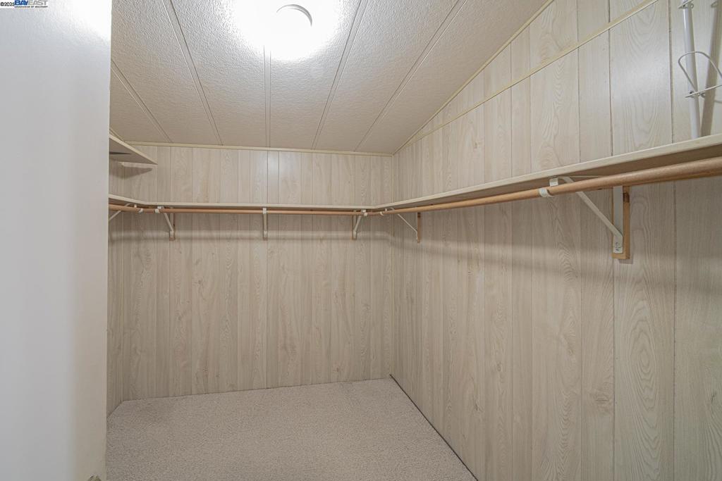 6105 Meiggs Court Property Photo 22