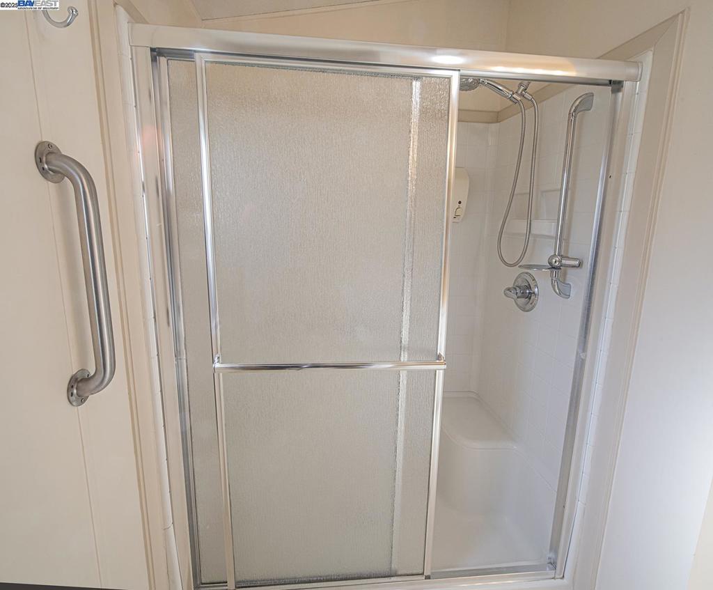 6105 Meiggs Court Property Photo 24