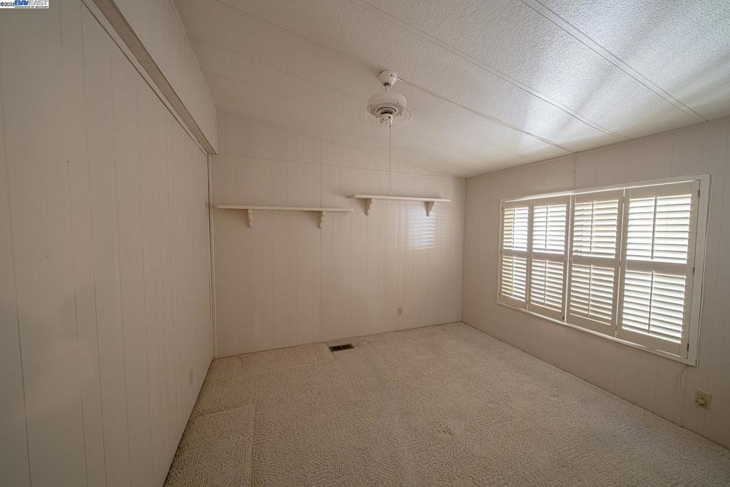 6105 Meiggs Court Property Photo 25