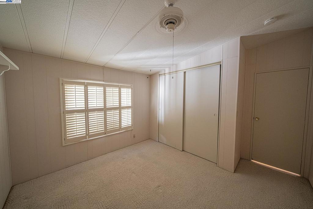 6105 Meiggs Court Property Photo 26