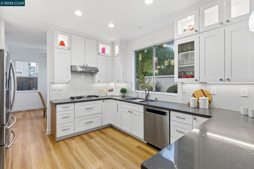 39 Elmwood Dr Property Photo 8