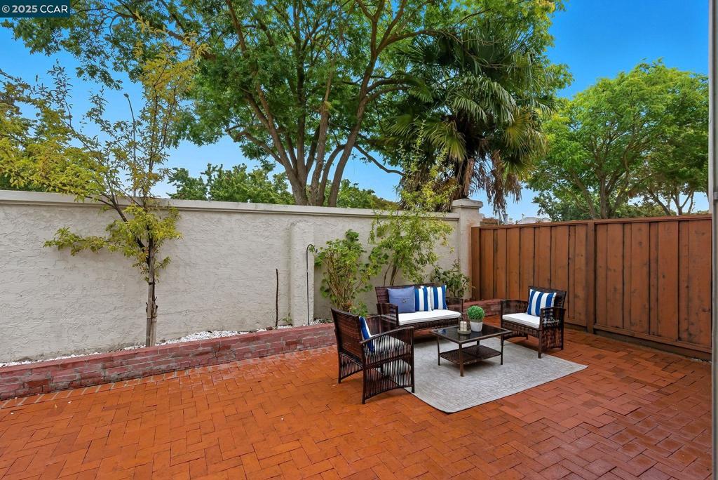 39 Elmwood Dr Property Photo 32