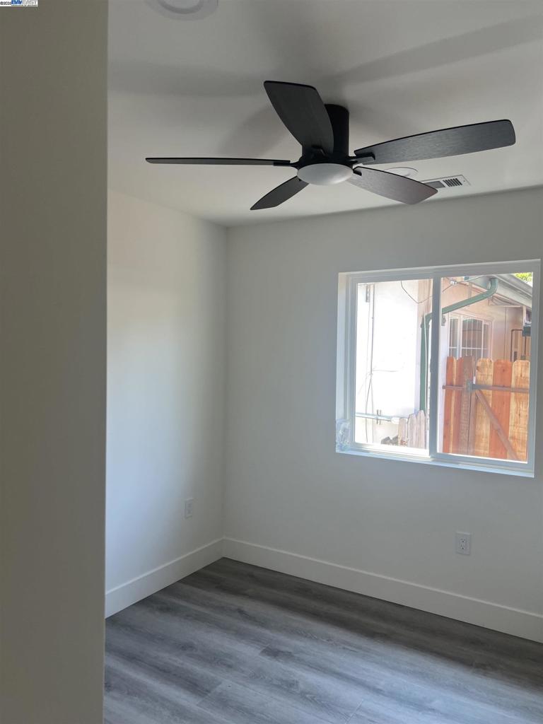 1300 Richard Dr Property Photo 6