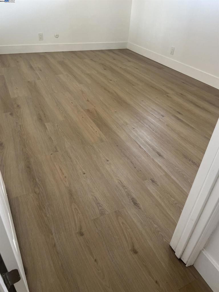 1300 Richard Dr Property Photo 14