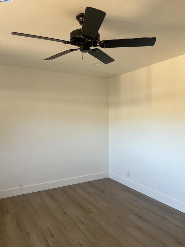 1300 Richard Dr Property Photo 16