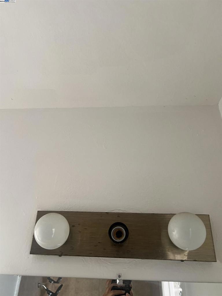 1300 Richard Dr Property Photo 19