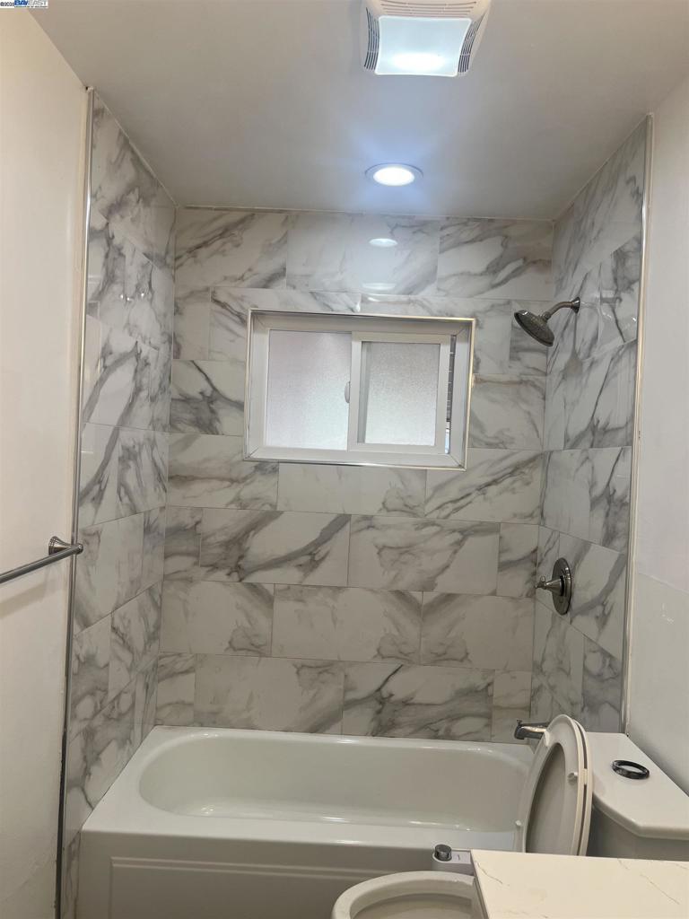 1300 Richard Dr Property Photo 30