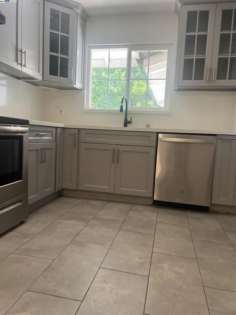 1300 Richard Dr Property Photo 31