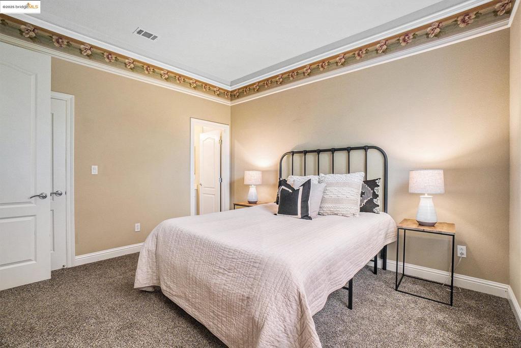 1914 Table Mountain Way Property Photo 21