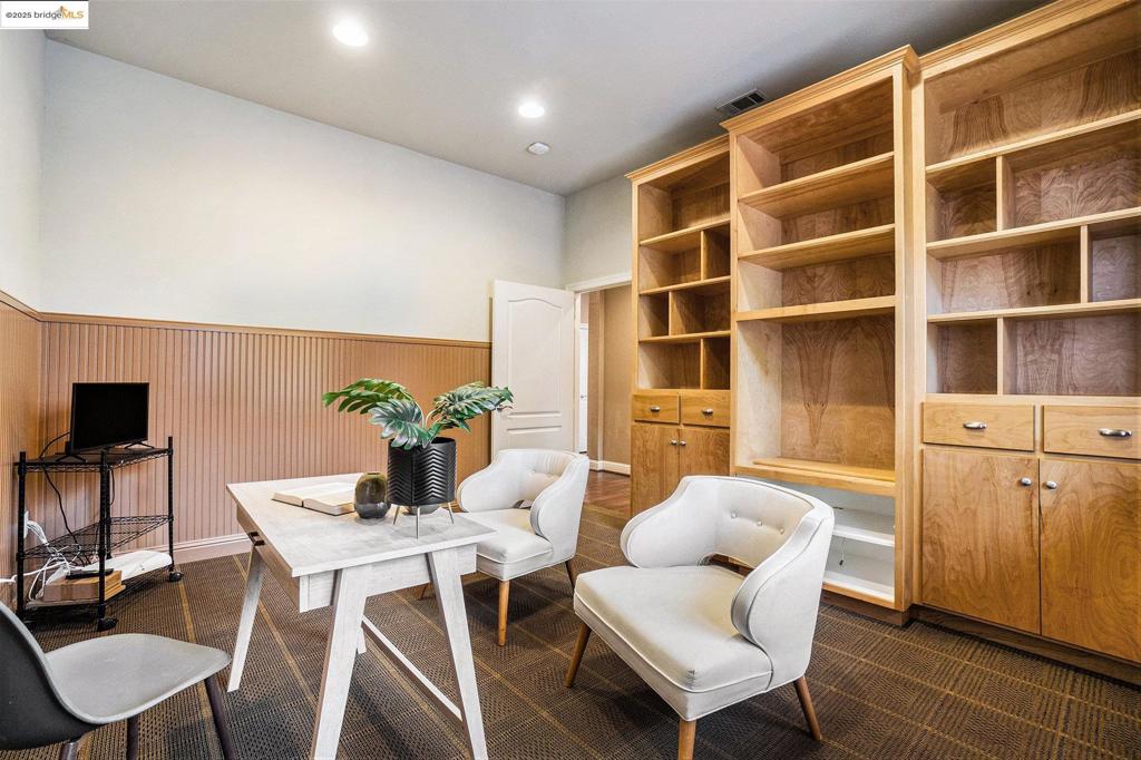 1914 Table Mountain Way Property Photo 23