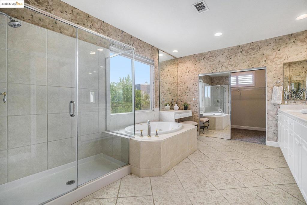 1914 Table Mountain Way Property Photo 32