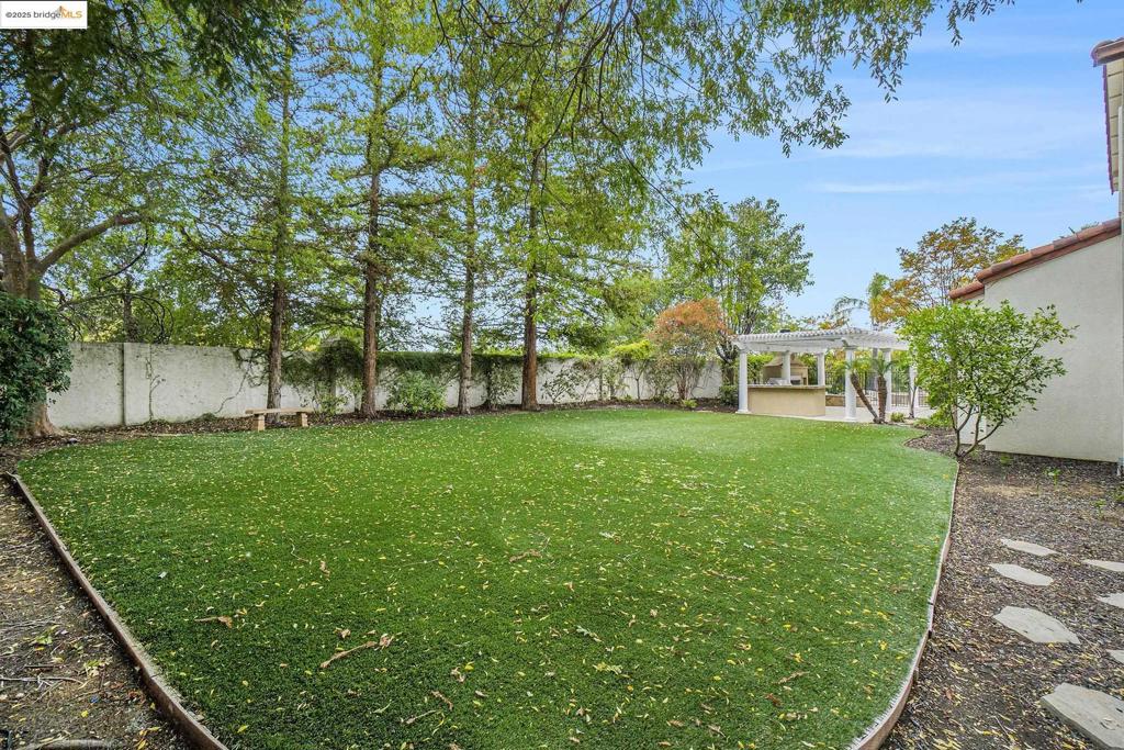 1914 Table Mountain Way Property Photo 45