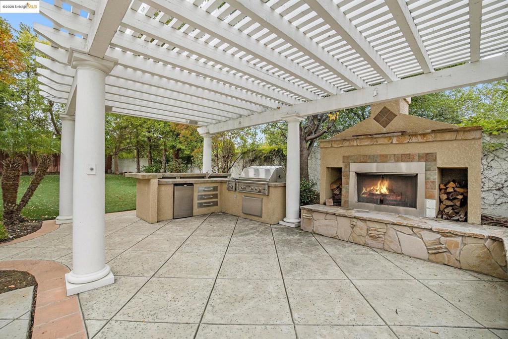 1914 Table Mountain Way Property Photo 46