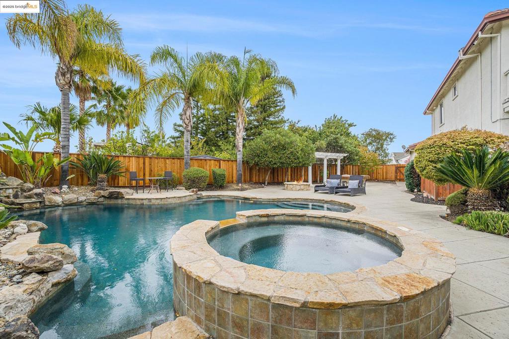 1914 Table Mountain Way Property Photo 52