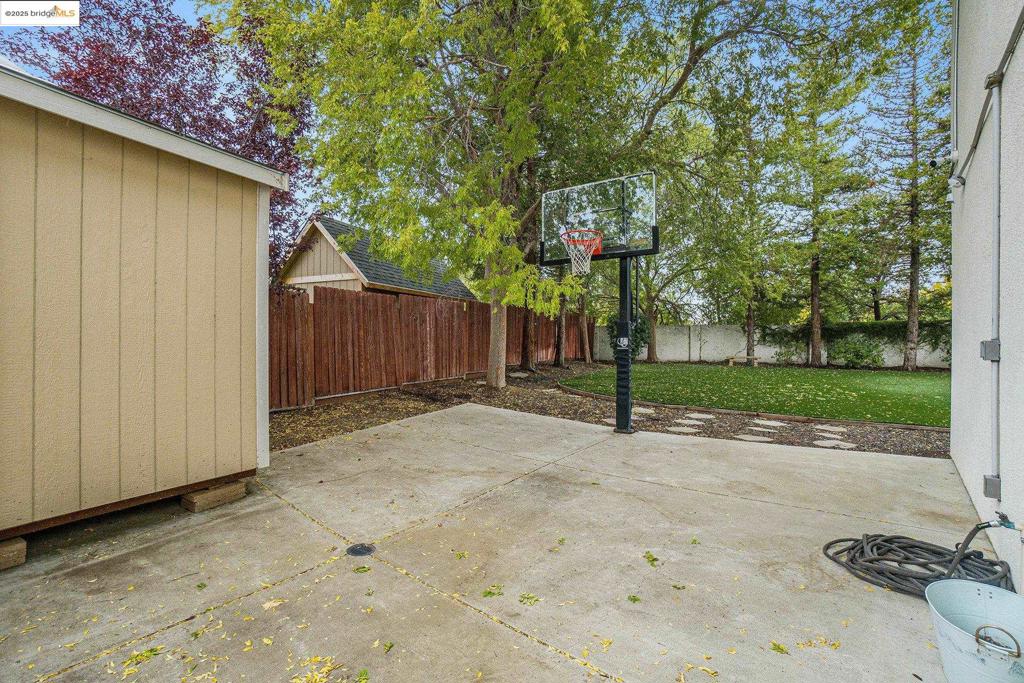 1914 Table Mountain Way Property Photo 57