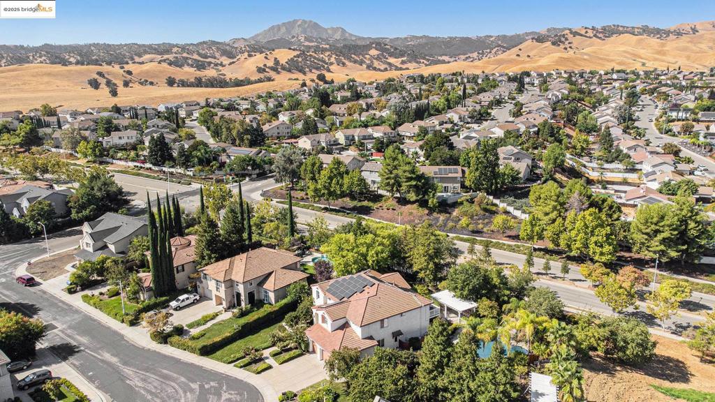 1914 Table Mountain Way Property Photo 58