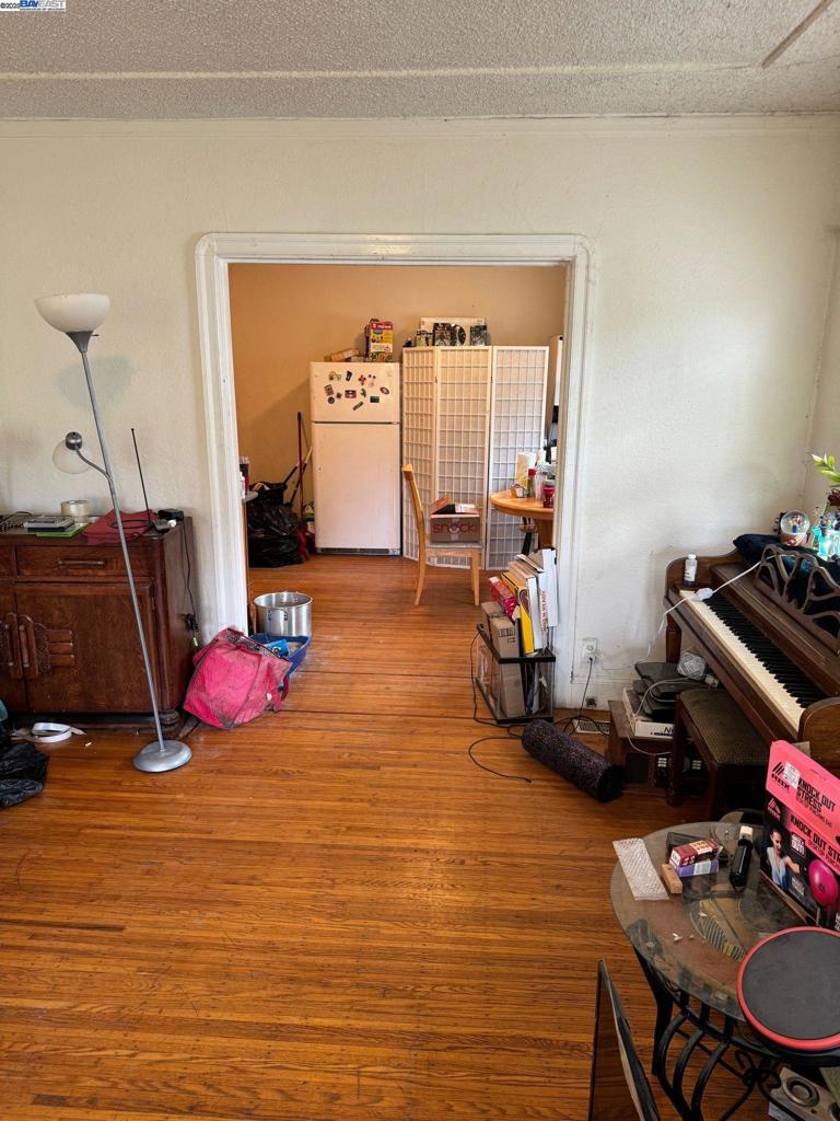2123 2125 High St Property Photo 7