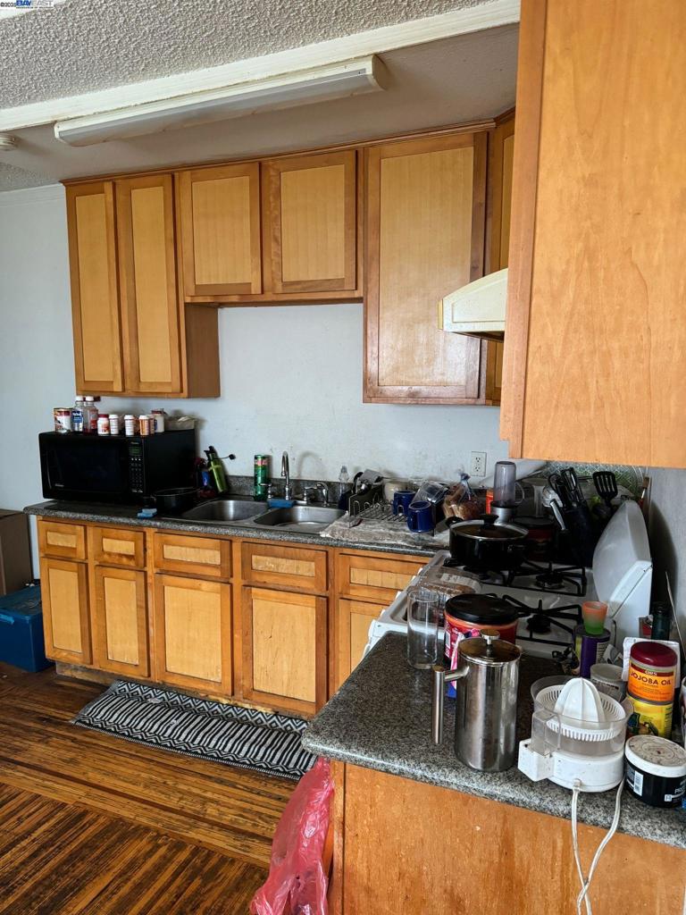 2123 2125 High St Property Photo 9