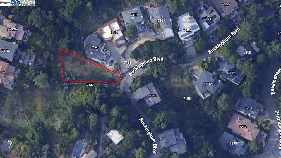 Buckingham Blvd Property Photo 1