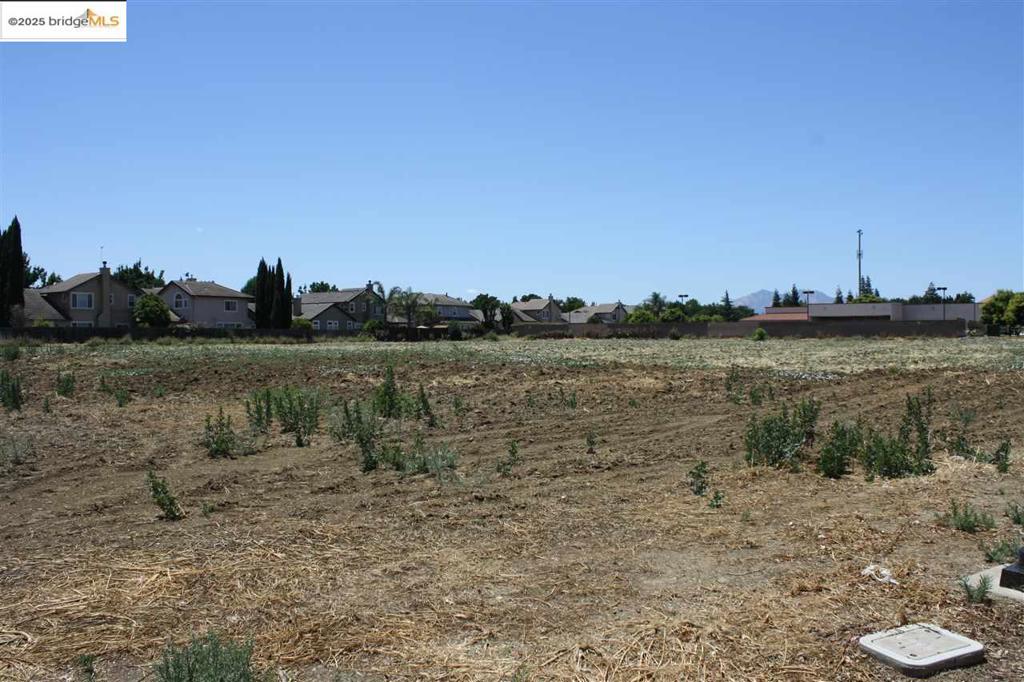 0 Oak St Property Photo 3
