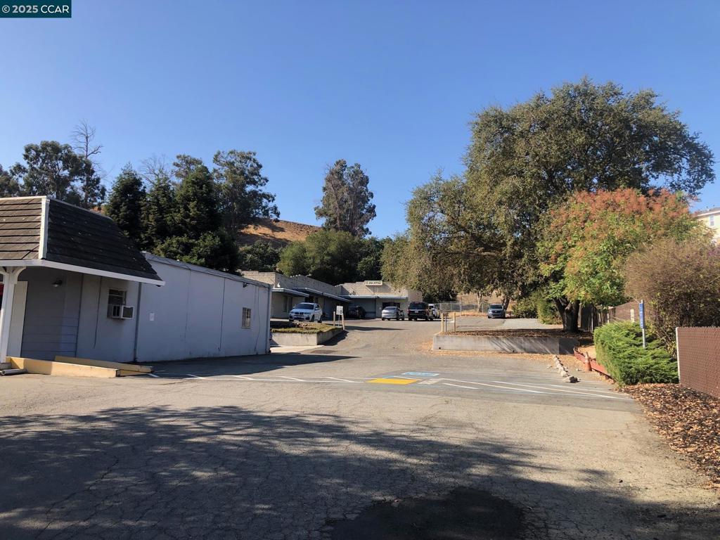 4966 Pacheco Blvd Property Photo 10