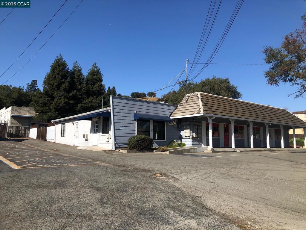 4966 Pacheco Blvd Property Photo 11