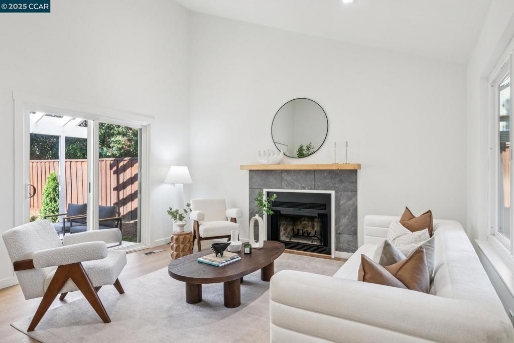 943 Matterhorn Court Property Photo 13