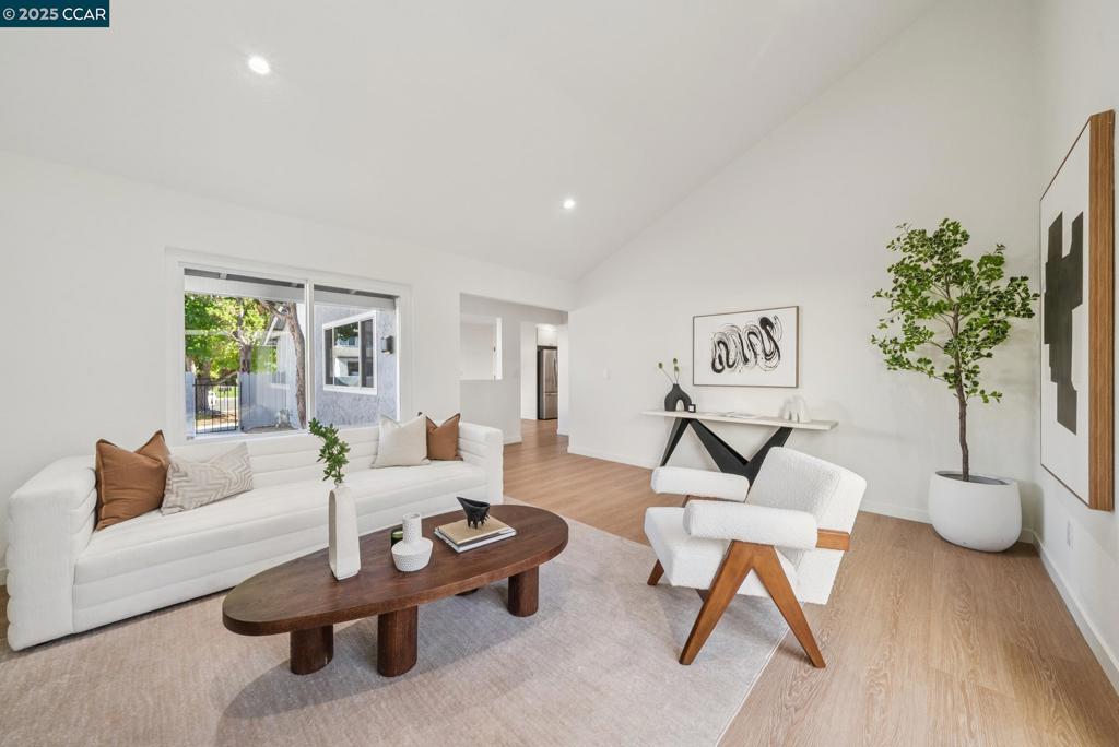 943 Matterhorn Court Property Photo 18