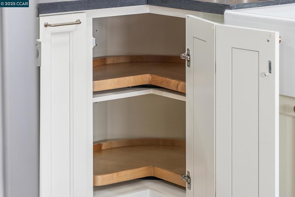 943 Matterhorn Court Property Photo 25