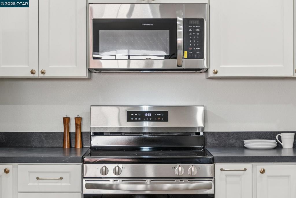 943 Matterhorn Court Property Photo 26