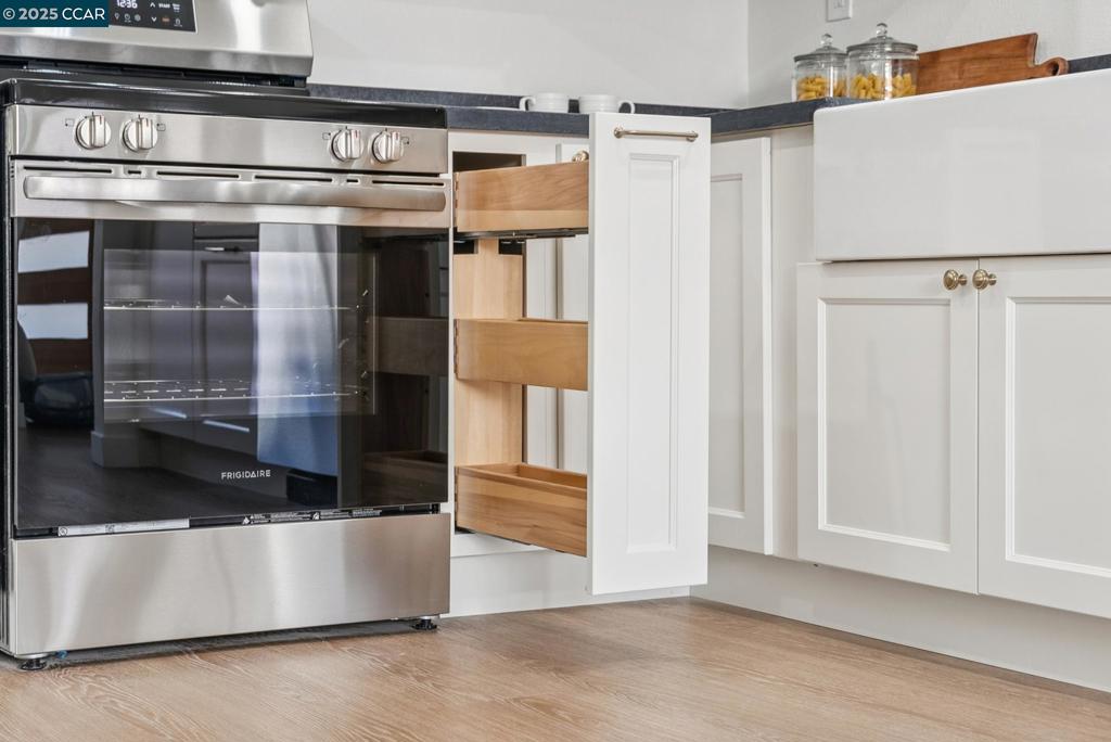 943 Matterhorn Court Property Photo 27