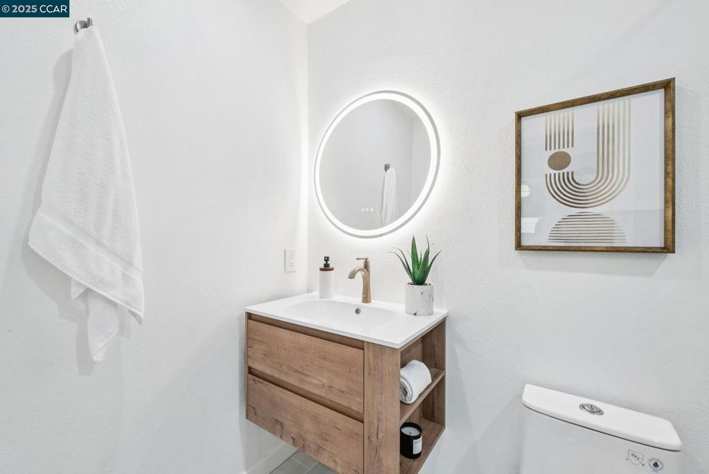 943 Matterhorn Court Property Photo 35