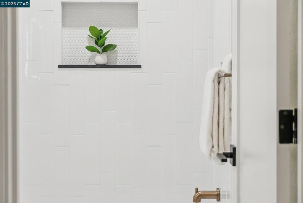 943 Matterhorn Court Property Photo 47