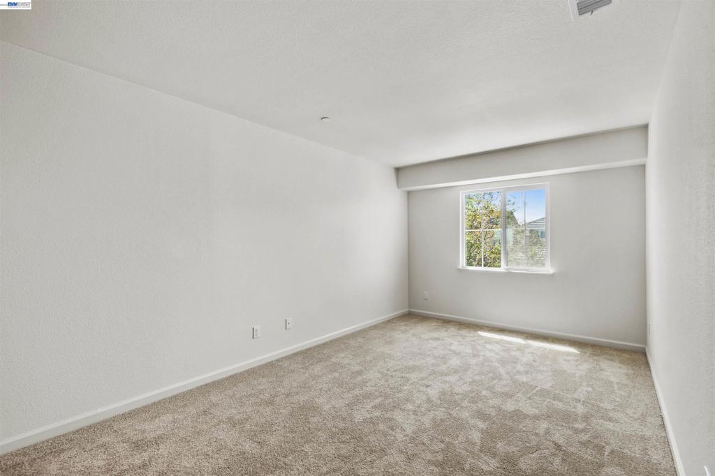 2746 Gracie Pl Property Photo 33