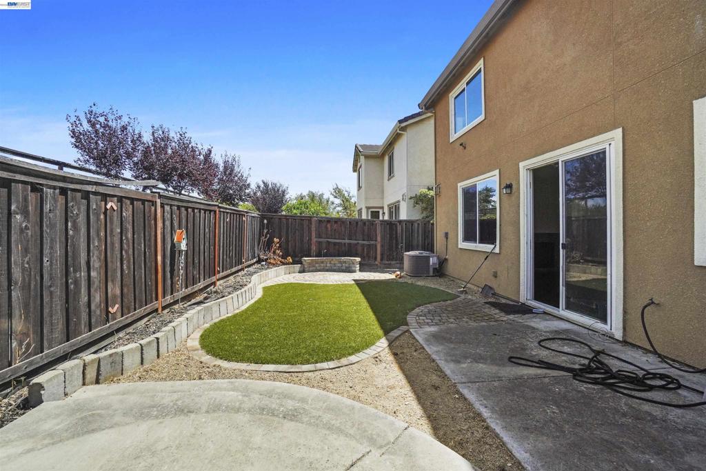 2746 Gracie Pl Property Photo 57