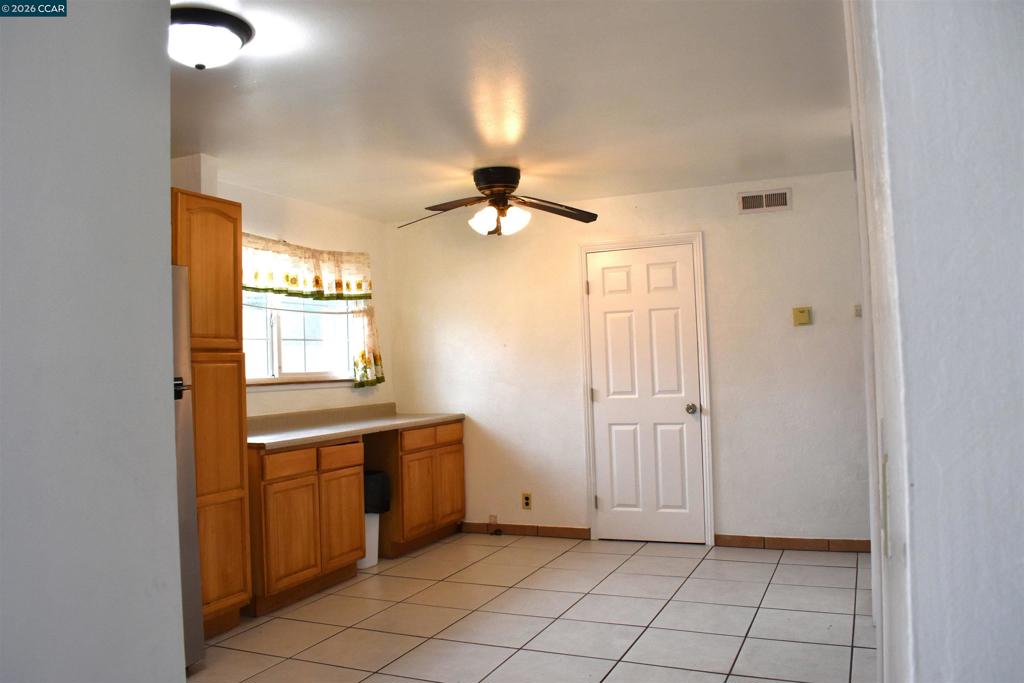 130 Kennison Ct. Property Photo 5