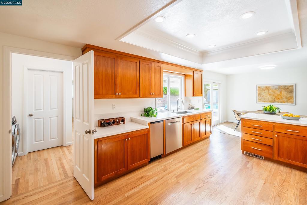 1600 Shangri La Ct. Property Photo 21