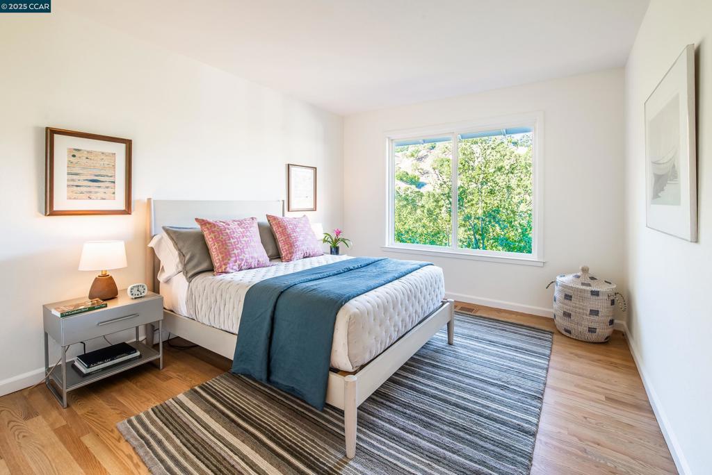 1600 Shangri La Ct. Property Photo 32