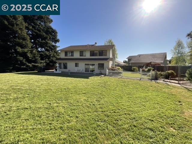 403 Gerald Court Property Photo 3