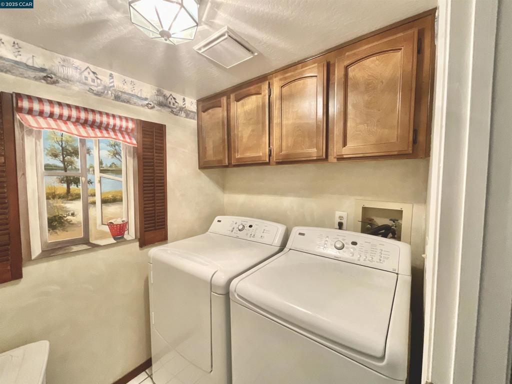 403 Gerald Court Property Photo 31