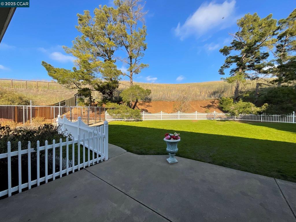 403 Gerald Court Property Photo 49