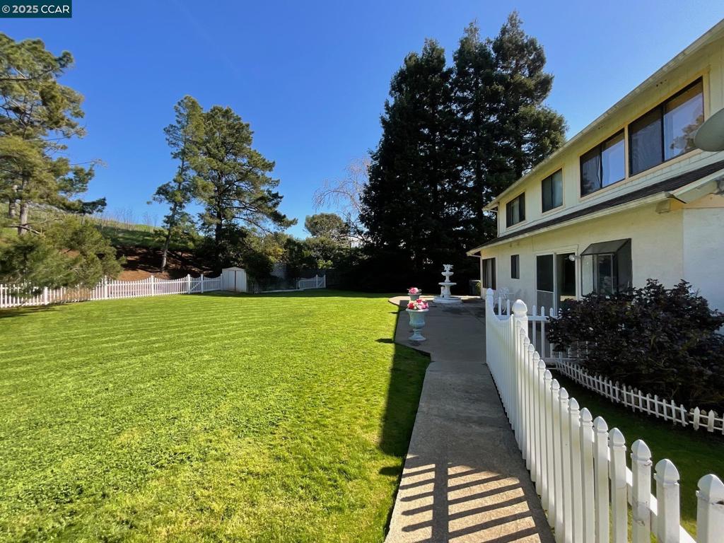 403 Gerald Court Property Photo 53