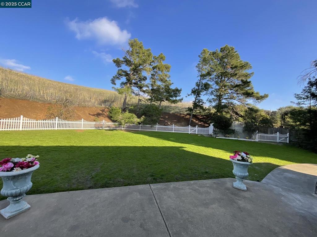 403 Gerald Court Property Photo 54