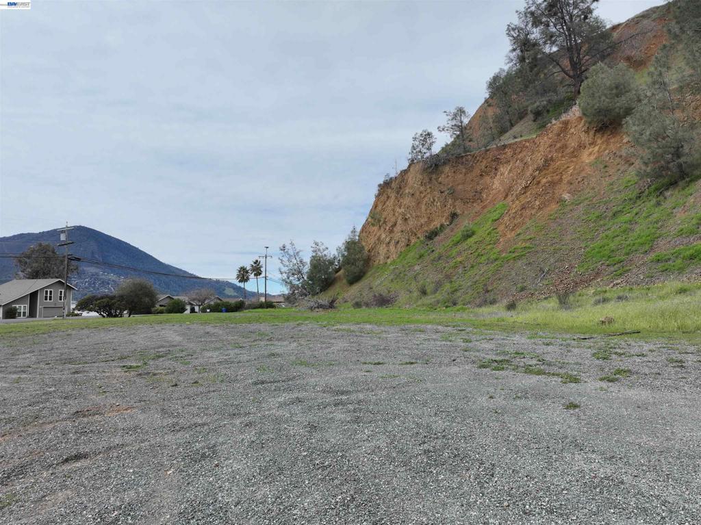 11130 Lakeshore Dr Property Photo 27
