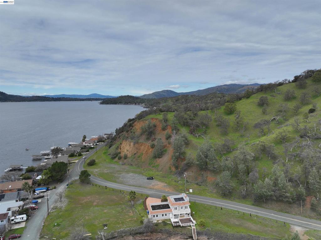11130 Lakeshore Dr Property Photo 33