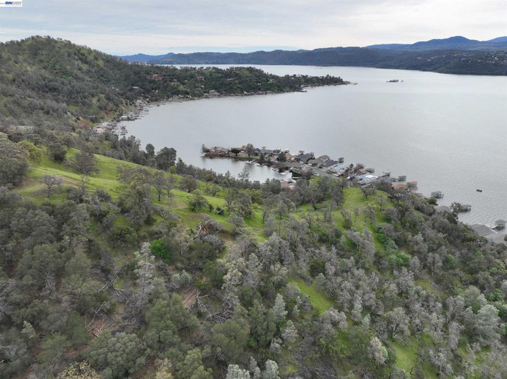 11130 Lakeshore Dr Property Photo 39