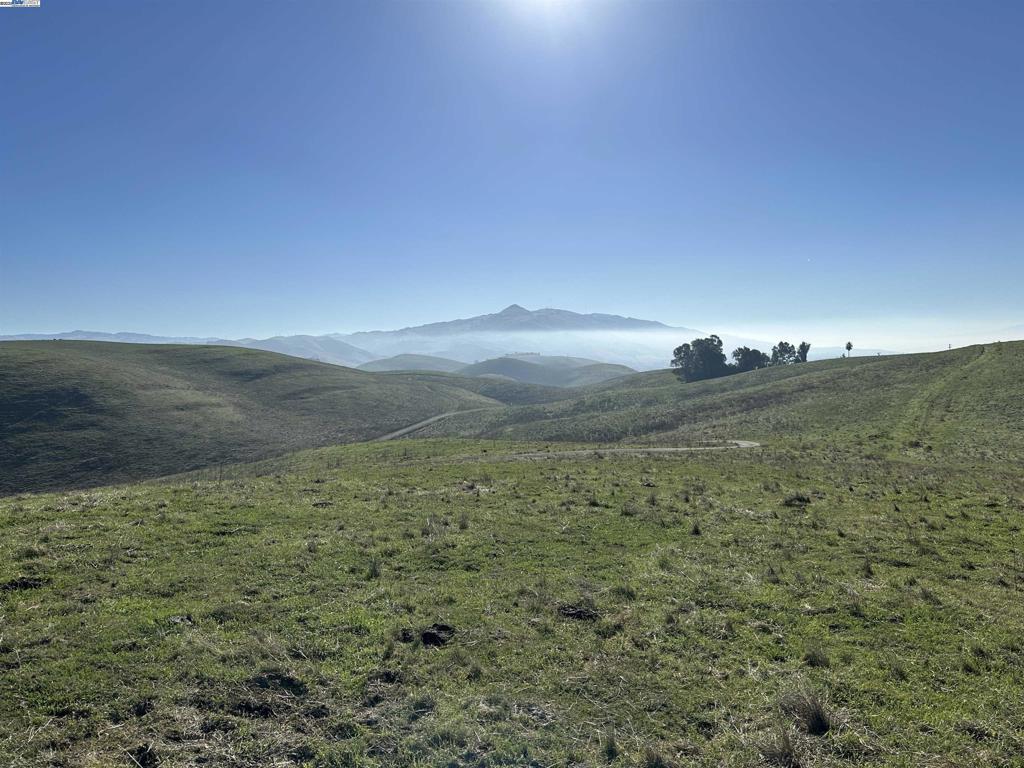Morrison Canyon Rd Lot #2 Property Photo 5