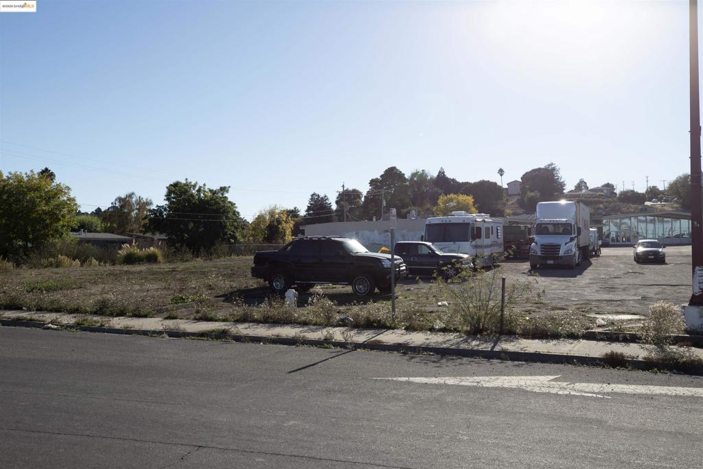 41116738 Property Photo 3