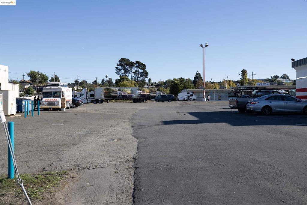41116738 Property Photo 5